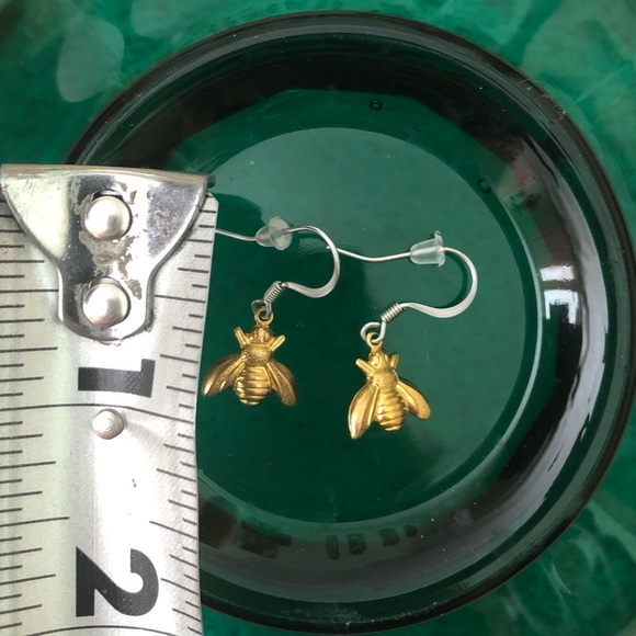 Handmade Vintage Bee Charm Earrings π - Picture 2 of 2